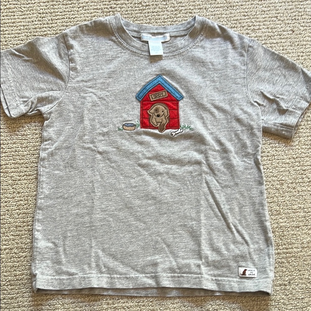 Janie and Jack—Gray Kids T-Shirt with Doghouse Design